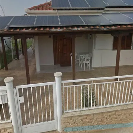 μονοκατοικία με αυλή 아파트